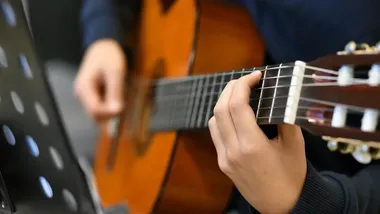 Gitara dla początkujących i zaawansowanych. W Pasłęku ruszają zapisy