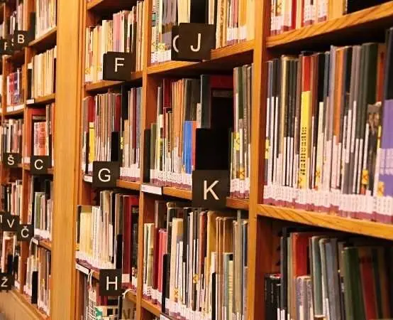 Darmowe kody Empik Go w Bibliotece Elbląskiej — jak je zdobyć i aktywować