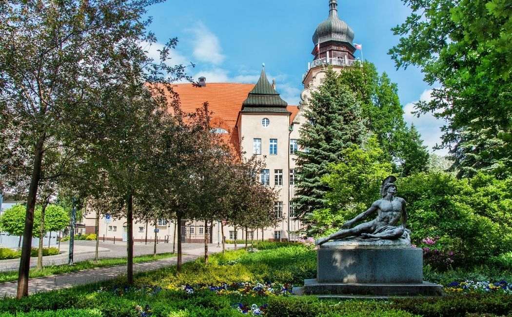 Urząd Miejski w Elblągu: Róbmy wielkie rzeczy małymi krok