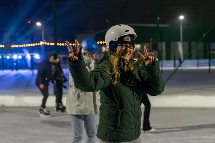 Zimowa oferta MOSiR - ślizgawki i dmuchane tory dla rodzin i przyjaciół