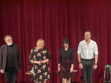 Poezja miłości zabrzmi w Bażantarni. Na scenie aktorzy elbląskiego teatru