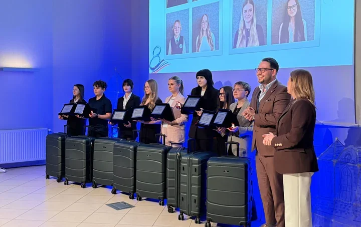 Dobro w Elblągu ma swoją ósemkę młodych wolontariuszy