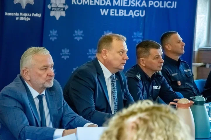 Elbląg - 48,7 kg narkotyków i 9 ofiar wypadków. Policja podsumowuje 2025