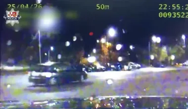 Drift w Elblągu, a w bagażniku siedziała trójka pasażerów