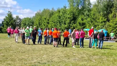 Podkowy zamiast piłki. 15 drużyn i dzień, który zakończyło ognisko