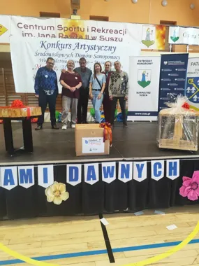 Kapelusz, emocje i sztuka z Przezmarka przyciągnęły uwagę w Suszu